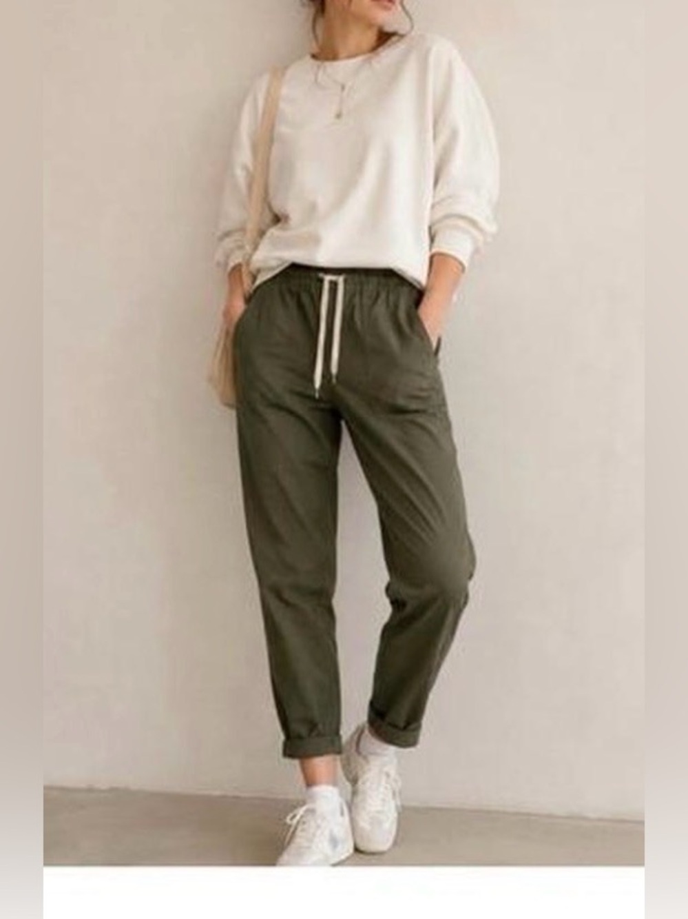 Vuori Olive Drawstring Joggers